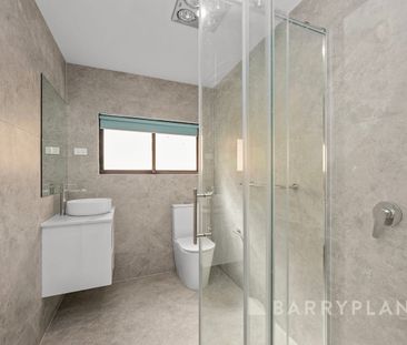 Modern Comfort Meets Everyday Convenience in the Heart of Braybrook - Photo 5
