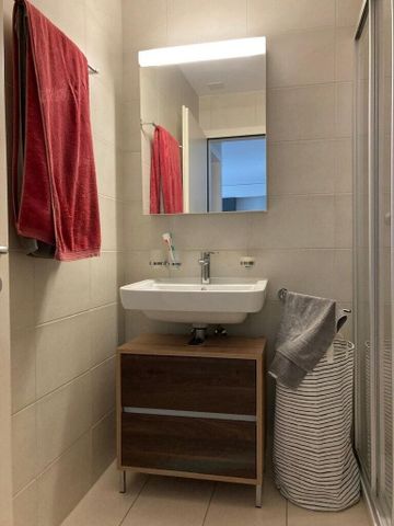 Nice 2.5 room apartment in Vevey with large balcony - Photo 5