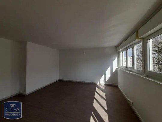 Appartement à louer 5 pièces 82.46m² - Photo 1