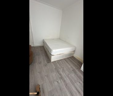 Room in a Shared House, Hendale Avenue, NW4 - Photo 3