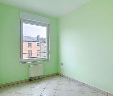 Appartement te huur in Arlon voor € 1.000 met 2 slaapkamers - Photo 3