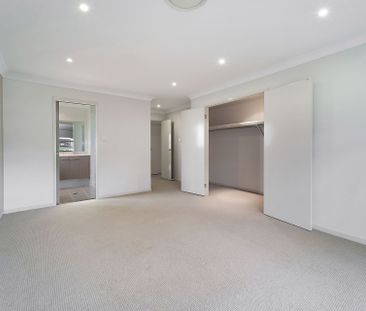 33 Ferraby Drive, - Photo 2