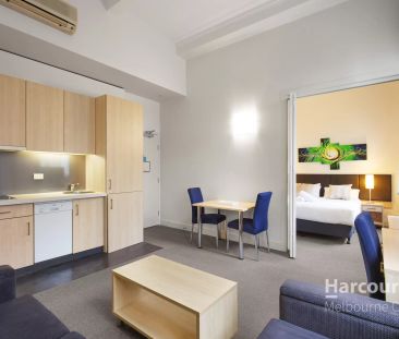 Iconic Melbourne Laneway (Electricity & Water usage included) - Photo 1