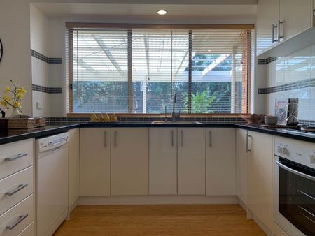 Spacious Family Home in Paralowie - Photo 5