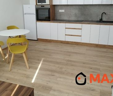 Dvojizbový byt na prenájom v centre Senice - Photo 2