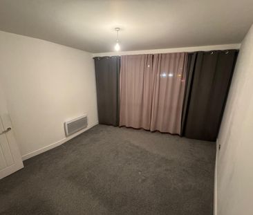 1 Bed Flat, Wick Lane, E3 - Photo 4