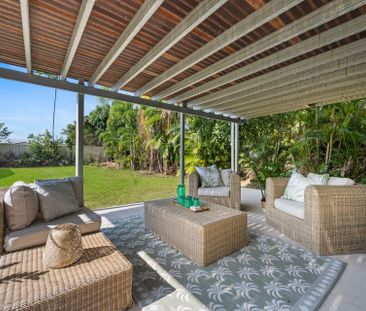 Family Home with Large Deck - Photo 5