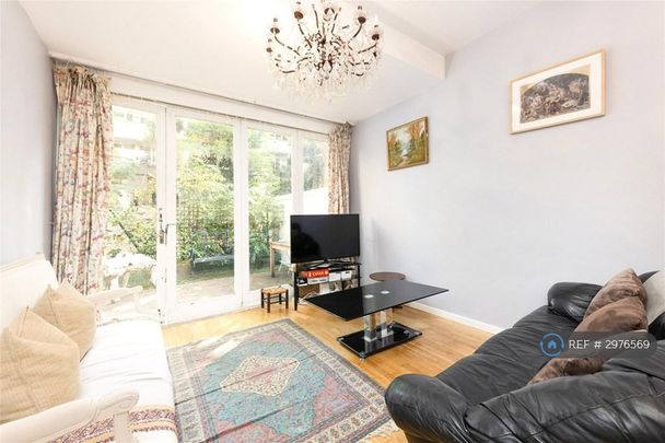 4 bedroom terraced house to rent - Photo 1