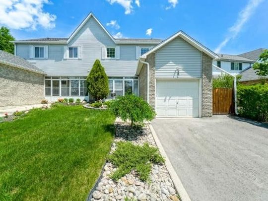 For Lease - 4 Astoreville Square, Brampton, Ontario - Photo 1