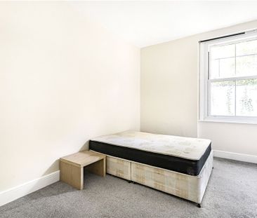 Granville Park, London, SE13 7DW - Photo 2