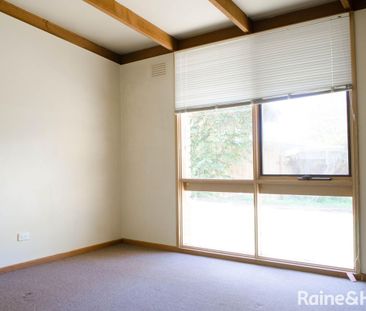 Lifestyle, Location, low maintenance - Photo 3