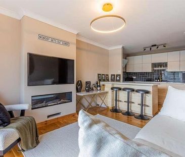 Schooner Way, Cardiff Bay, CF10 - Photo 2