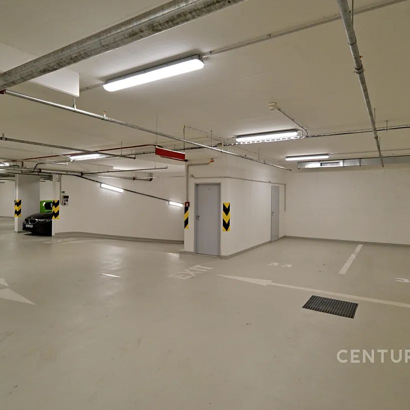 Pronájem bytu 1+kk 35 m² - Photo 1