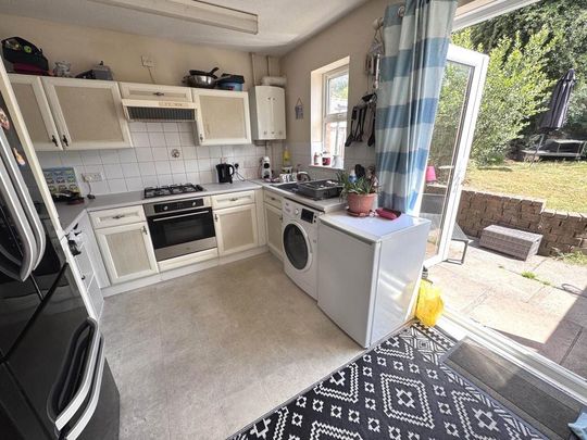 2 bedroom terraced house to rent - Photo 1