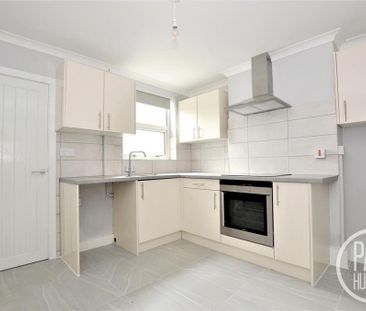 3 bedroom terraced house to rent - Photo 4