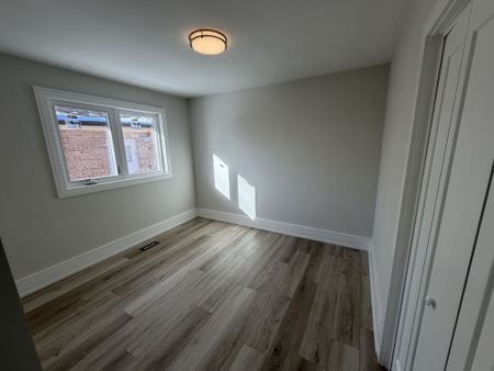 For Lease - 25 Mango Drive, Toronto, Ontario - Photo 4