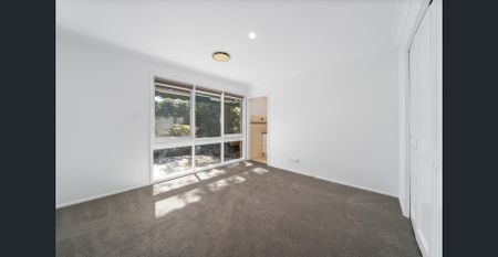 Highly Desirable Family Home In Prime Suburb - Photo 4