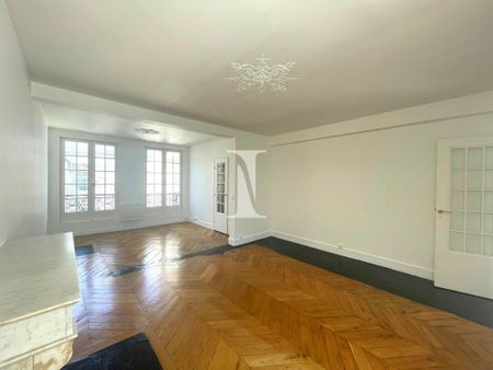 Location Appartement 2 pièces 52m² PARIS 6ème - Photo 3