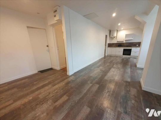 F2 à louer à BRETTEVILLE SUR LAIZE - Photo 1