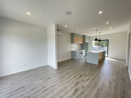✨ 3 bedroom + study Home for Rent in West Harbour - Photo 3