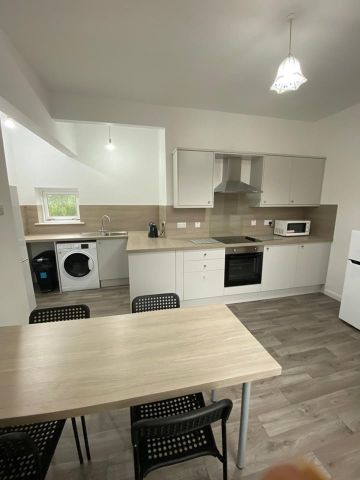 Room in a Shared Flat, Filey Street, S10 - Photo 4