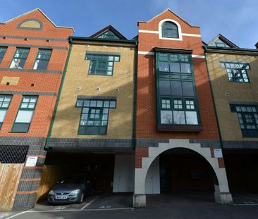 Flat to rent on - Photo 3