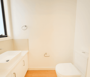 1 Attercliffe Avenue, Pascoe Vale, Vic 3044 - Photo 5