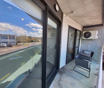 Apartment in Papakura - Photo 3