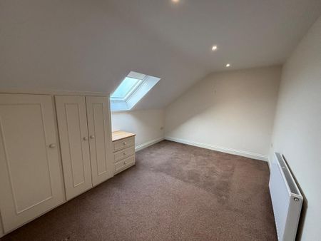 3 bedroom detached house to rent - Photo 3