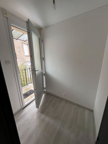 Location Appartement 2 pièces 37m² - Photo 5