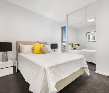 G02/677 Glen Huntly Rd, Caulfield VIC 3162 - Apartment For Rent | D... - Photo 2