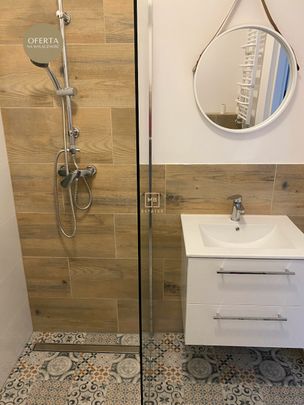 Wygodna kawalerka na wynajem przy Karmelickiej - Zdjęcie 1