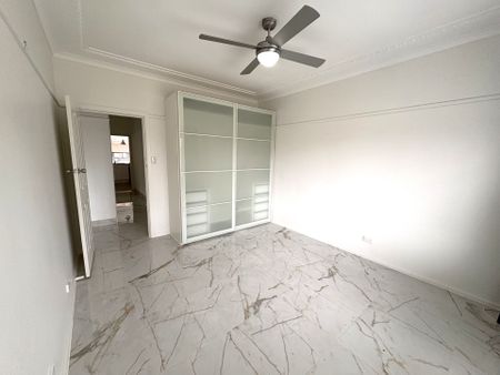 Modern Family Home!! - Photo 4