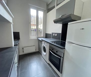 Location Appartement 1 pièce 33m² - Photo 4