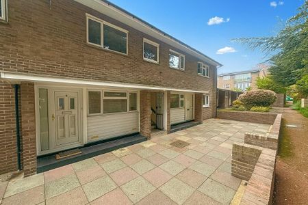 2 bedroom maisonette to rent - Photo 5