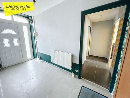 A LOUER, à 400 m du bourg de LA HAYE-PESNEL, appartement de plein pied - Photo 4