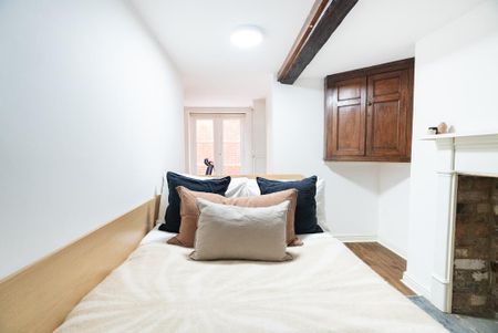 4 bedroom apartment to rent - Photo 2