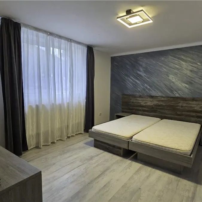 Casa 2 dormitoare, 60 mp, curte privata, 650m de UMFST - Photo 1