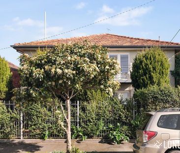 South Yarra Living at Its Most Convenient - Photo 5