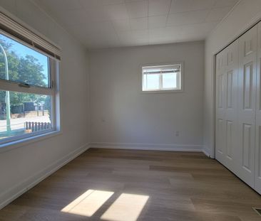 4 Bed Home close to Hospital - Photo 2
