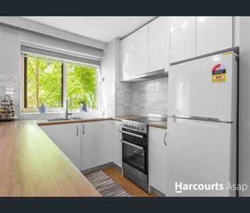 Affordable Townhouse Living in Vibrant Dandenong - Photo 6