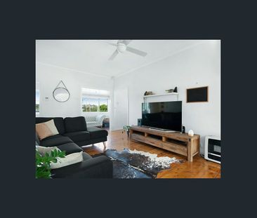 10 Deane Street, Belmont, NSW 2280 - Photo 3