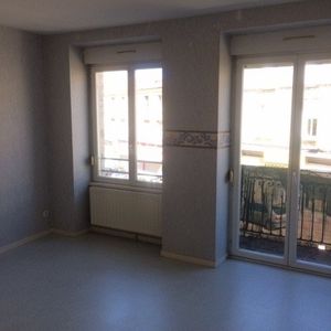 APPARTEMENT T3 A LOUER - Photo 2