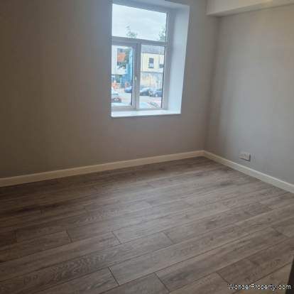 1 bedroom property to rent in Ashton Under Lyne - Photo 2