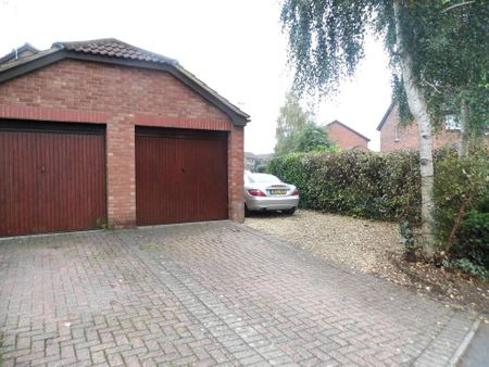 2 bedroom terraced house to rent - Photo 3