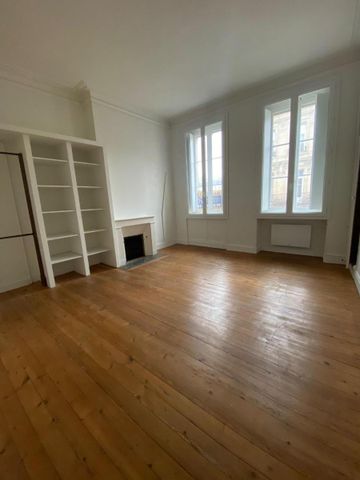 Location Appartement 3 pièces 92m² BORDEAUX 33000 - Photo 3