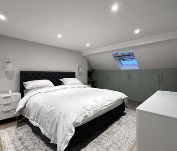 4 bedroom semi-detached house to rent - Photo 3