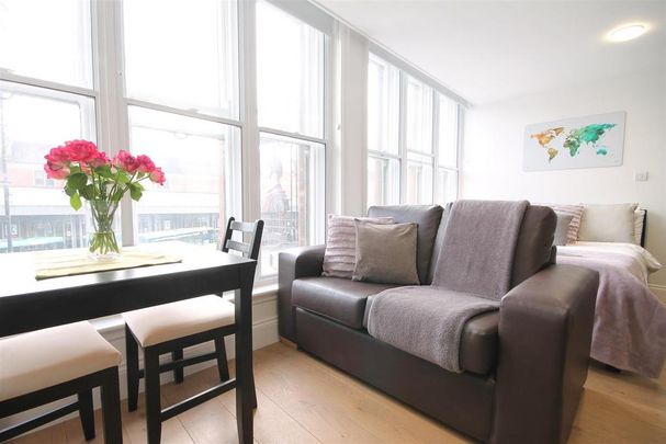 Studio to rent - Photo 1