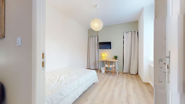 MALON Roommate 5 Bedrooms at Saint Etienne - Photo 1