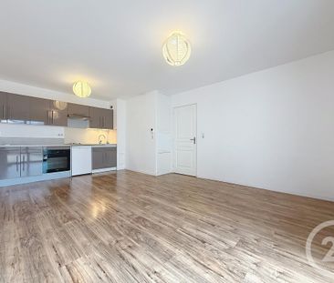 Location Appartement 2 pièces 45m² TROYES 10000 - Photo 1